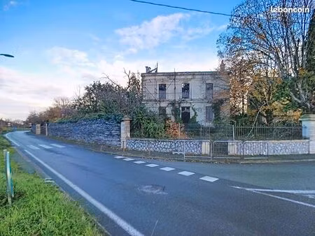 terrain 1668 m² les ponts de ce