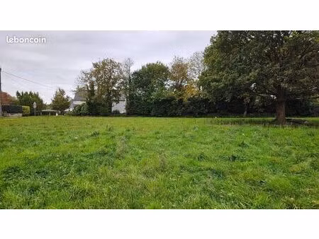 terrain 683 m² riec sur bélon