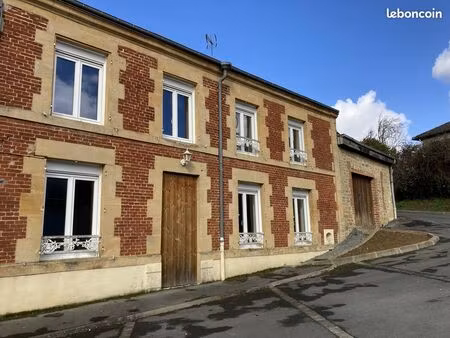 maison 7 pièces 230 m²