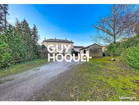 maison 12 pièces 259 m²