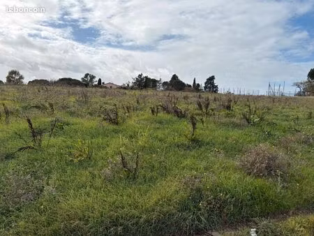 terrain 1 024 m² bazus