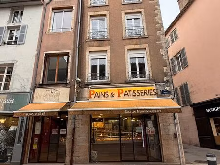 ensemble de 3 locaux loués 10% - macon centre rue carnot