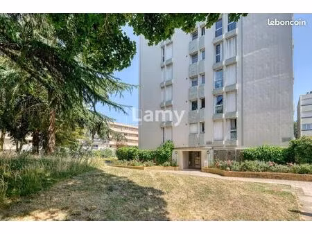 appartement 4 pièces 73 m²