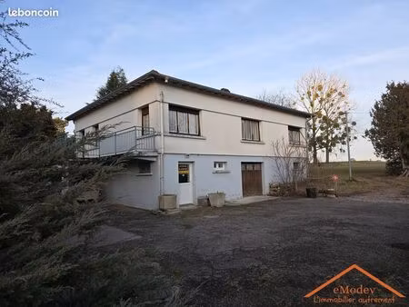 propriété 5 pièces 98 m²