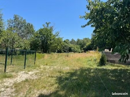 ? allan - dernière opportunité terrain à bâtir de 1365 m² – 152 000 uros ?