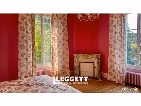 château 13 pièces 357 m²