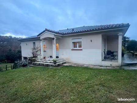 maison 130 m²  4 chambres  sous-sol de 100 m² et jardin de 872 m²