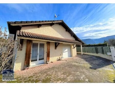 maison 5 pièces 82 m²