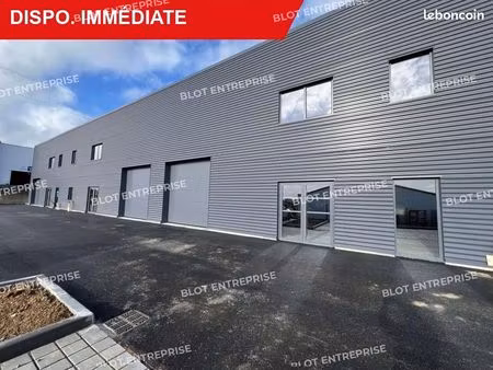 local d'activité 215 m²