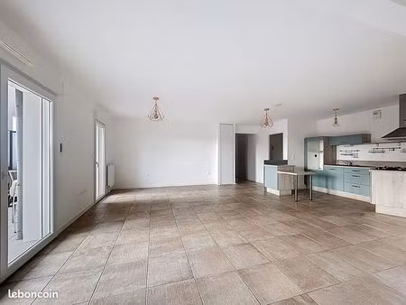 appartement 3 pièces 83 m²