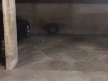 à vendre : place de parking en sous-sol