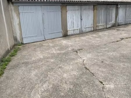 box 15 m2 clos français