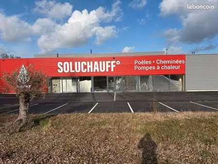 local d'activités professionnel corne loire authion showroom dépôt