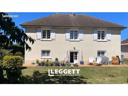 maison 6 pièces 141 m²