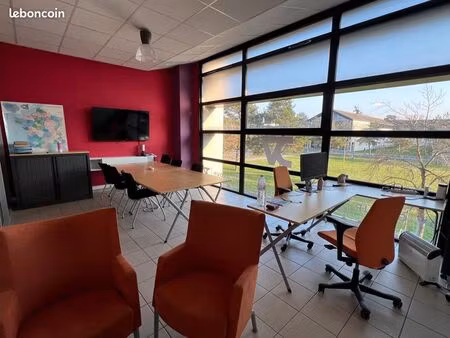 ◊ local professionnel 82 m² – très bon état - gouraud soissons