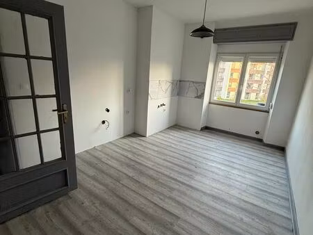 2 appartements dans un immeuble à vendre
