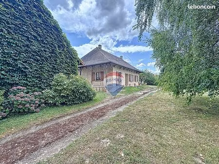 maison 5 pièces 148 m²