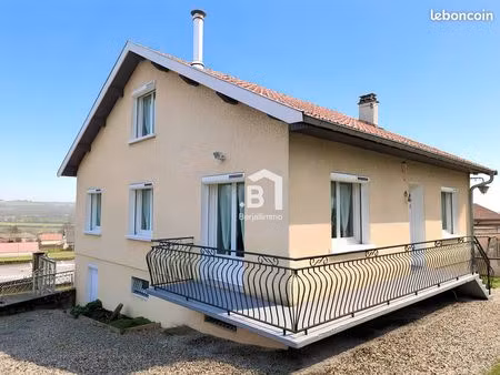 maison 5 pièces 122 m²