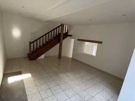 location maison plein coeur de sancerre