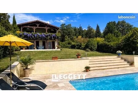 maison 6 pièces 160 m²