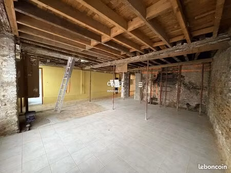 maison 6 pièces 210 m²
