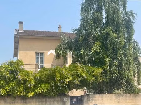 maison 6 pièces 150 m²