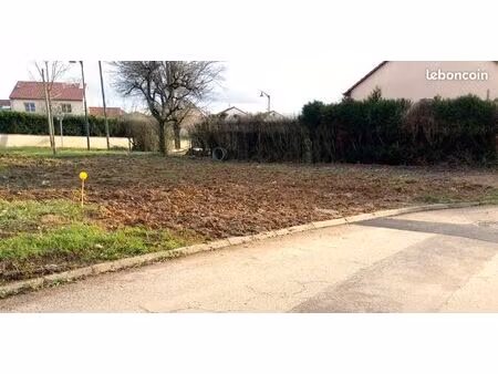 terrain 621 m² charly oradour
