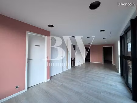 local commercial 75 m² landerneau