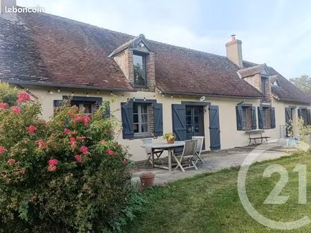 fermette de 217m² avec annexe sur 3230 m² de jardin