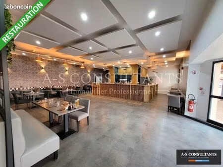 local commercial 270 m²