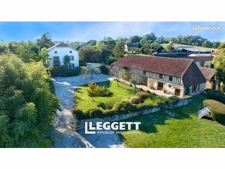 maison 7 pièces 287 m²