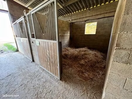 écurie avec terrain constructible