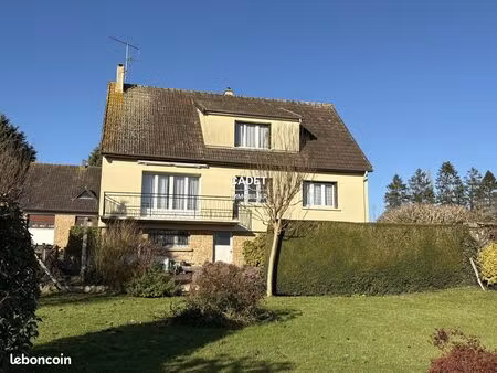propriété 6 pièces 124 m²