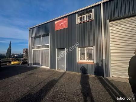 local 245 m² gratentour