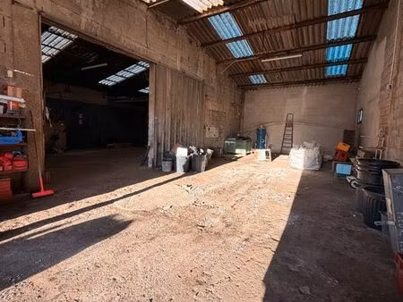 local 208 m² la roquebrussanne