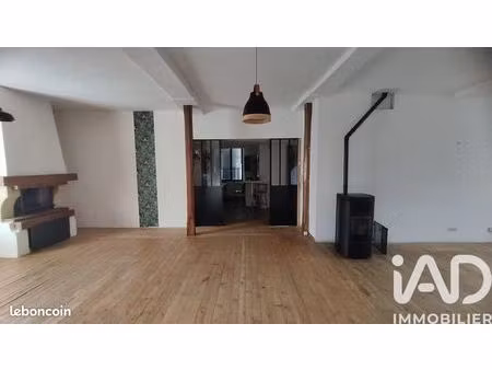 maison 6 pièces 196 m²