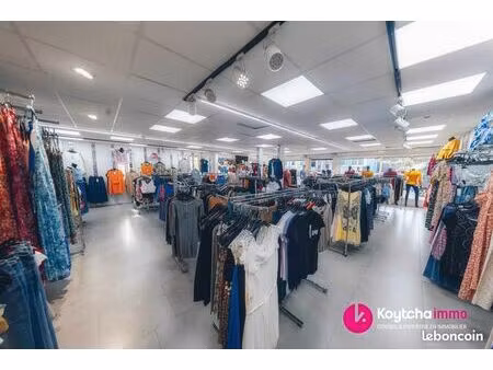 local commercial 130 m²