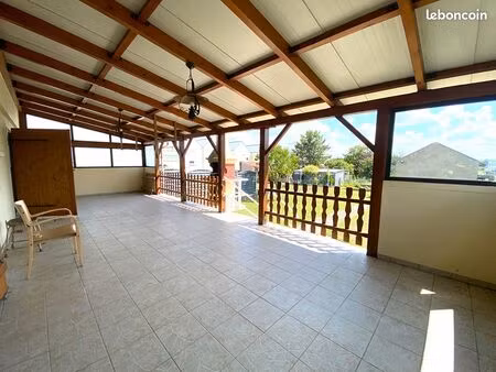 maison 6 pièces 184 m²