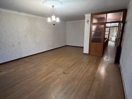 maison 7 pièces + jardin+ garage + cave+ combes aménageables