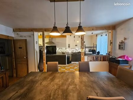 maison de ville 6 pièces 200 m²