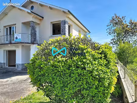 maison 6 pièces 151 m²