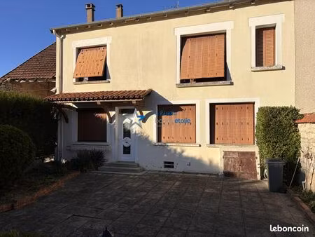 maison 8 pièces 193 m²