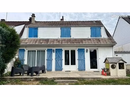 maison 6 pièces 106 m²