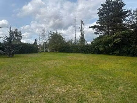 terrain constructible viabilisé à vendre