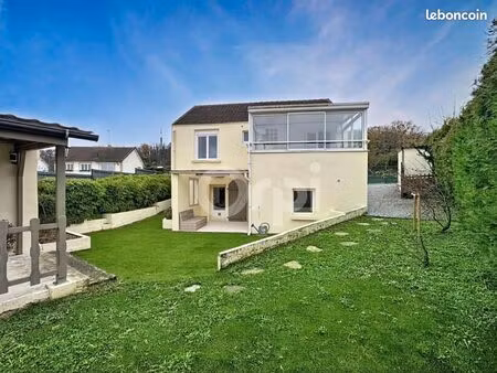 maison 5 pièces 93 m²