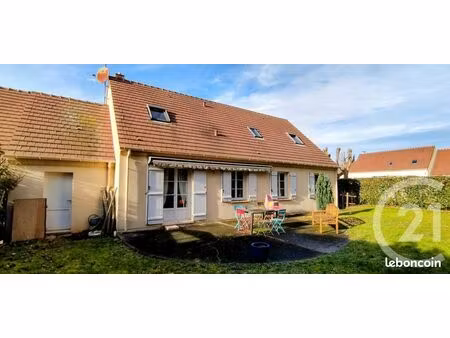 maison 6 pièces 136 m²