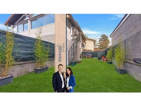 maison - 2 chambres - possibilité 3 - véranda - jardin - proche centre village