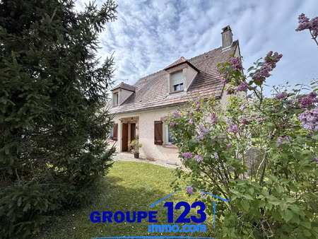 pavillon récent aux portes d'auxerre