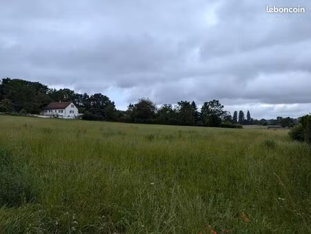 appartement 848 m² garchizy