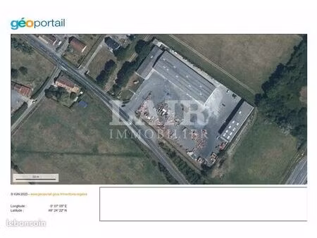 local 2950 m² alencon